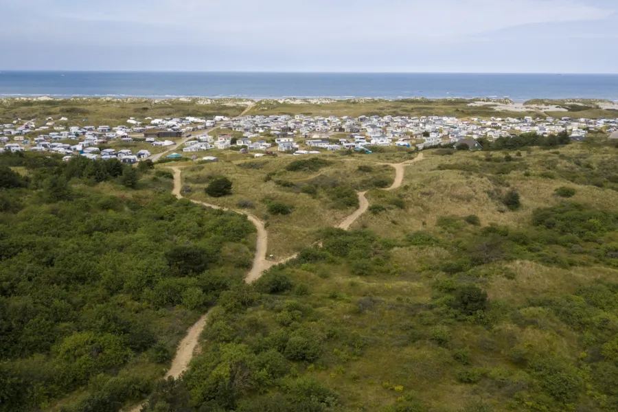 Dronefoto overzicht camping